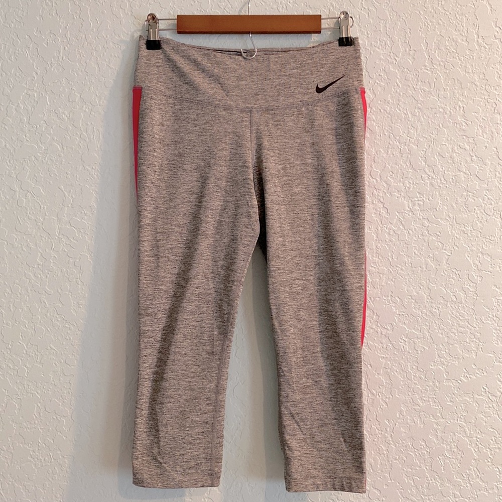 ‘Nike’ Gray with Pink Stripes Leggings - Size Medium